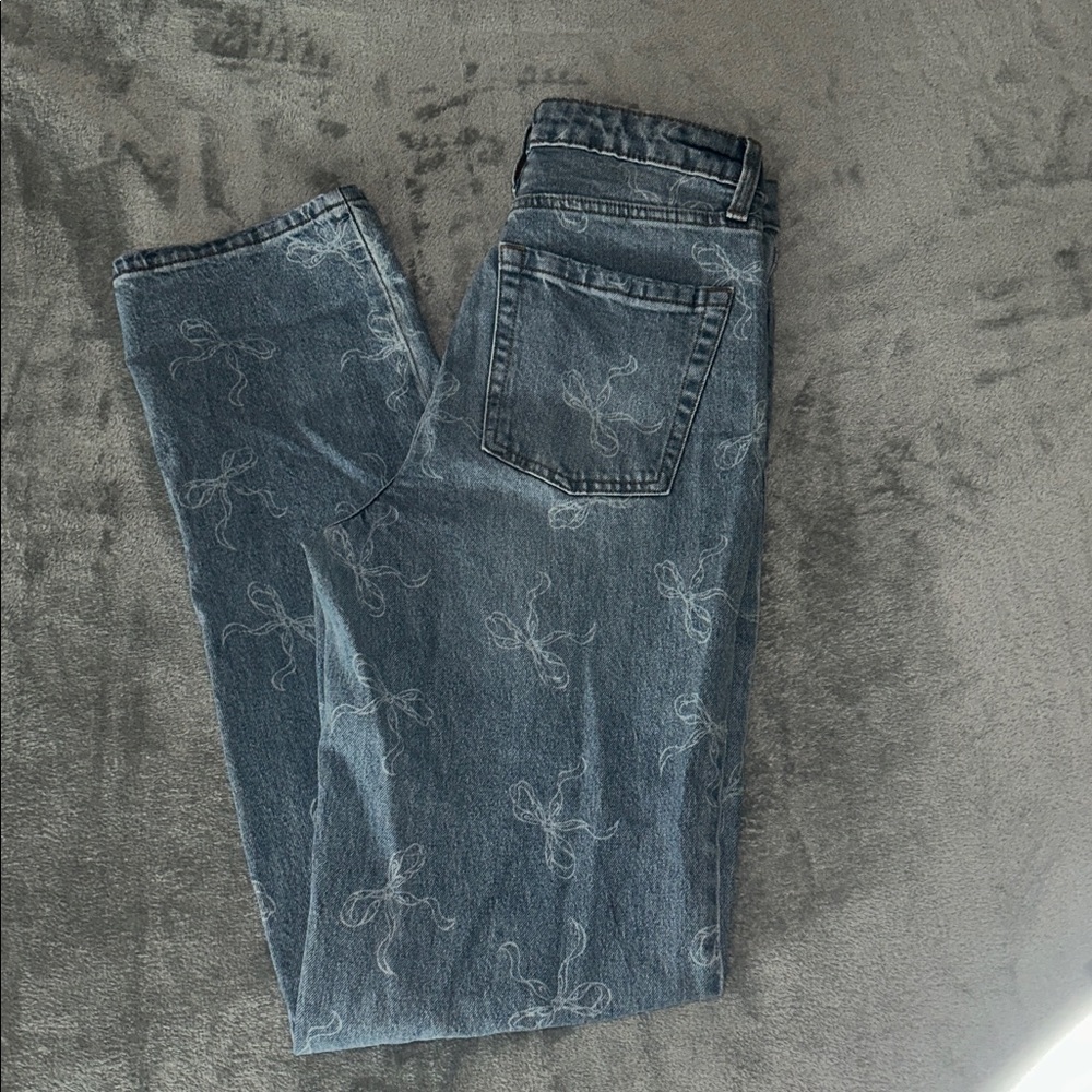 Wild Fable Relaxed Fit Jeans. Literally never worn because they didn’t fit me.